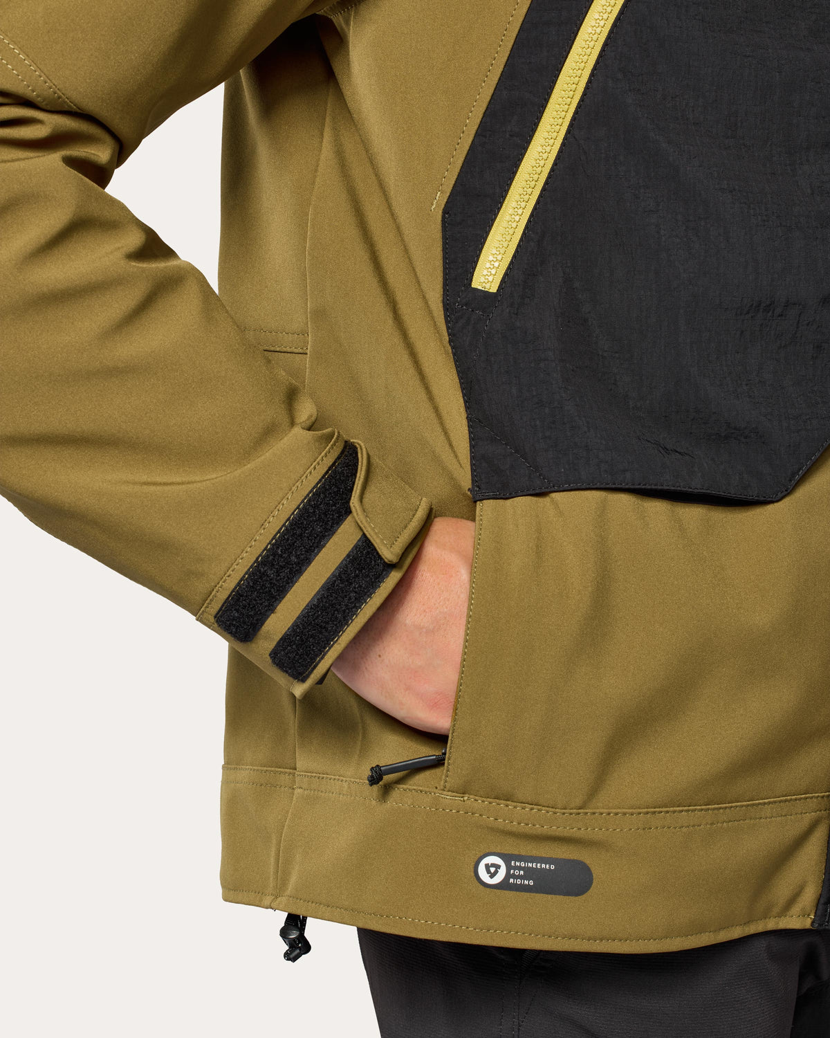 Jacket Entropy H2O | Black - Detail