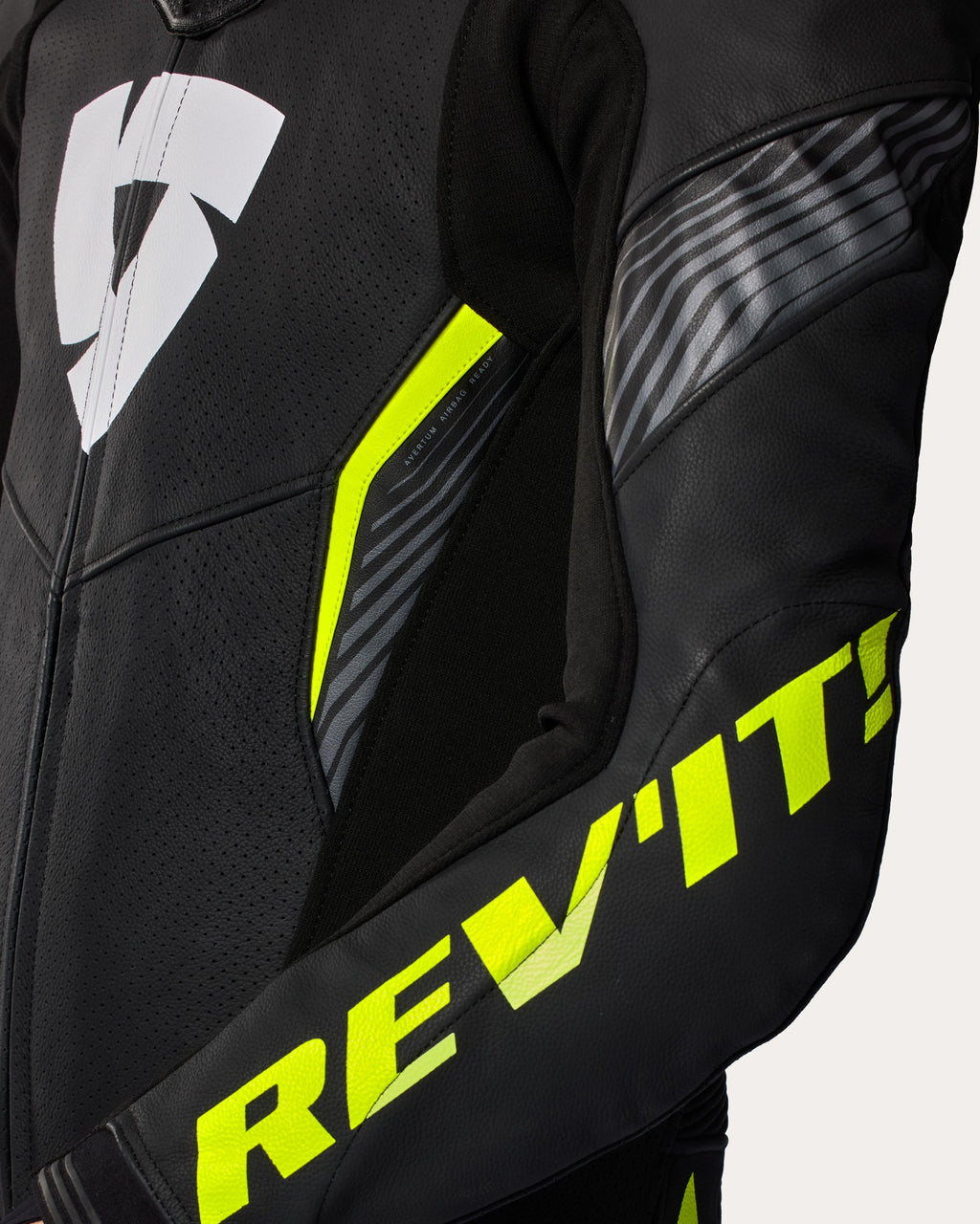 One Piece Argon 3 | Black-Neon Red - Detail