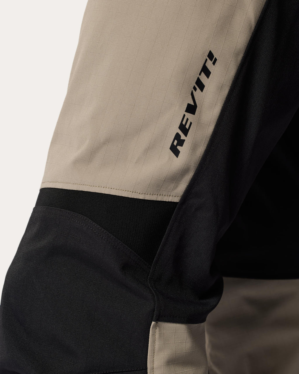 Pants Convergent H2O | Black - Detail
