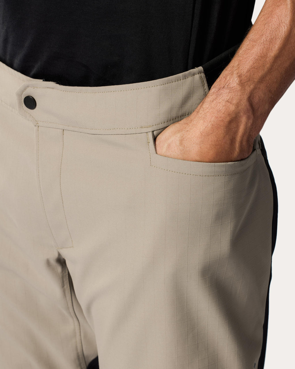 Pants Convergent H2O | Black - Detail
