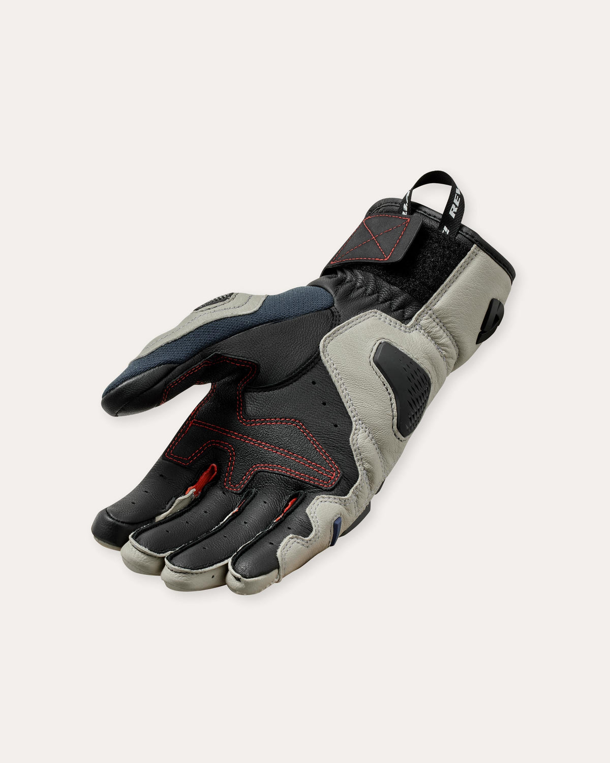 Back image: Sand 5 - Silver-Red