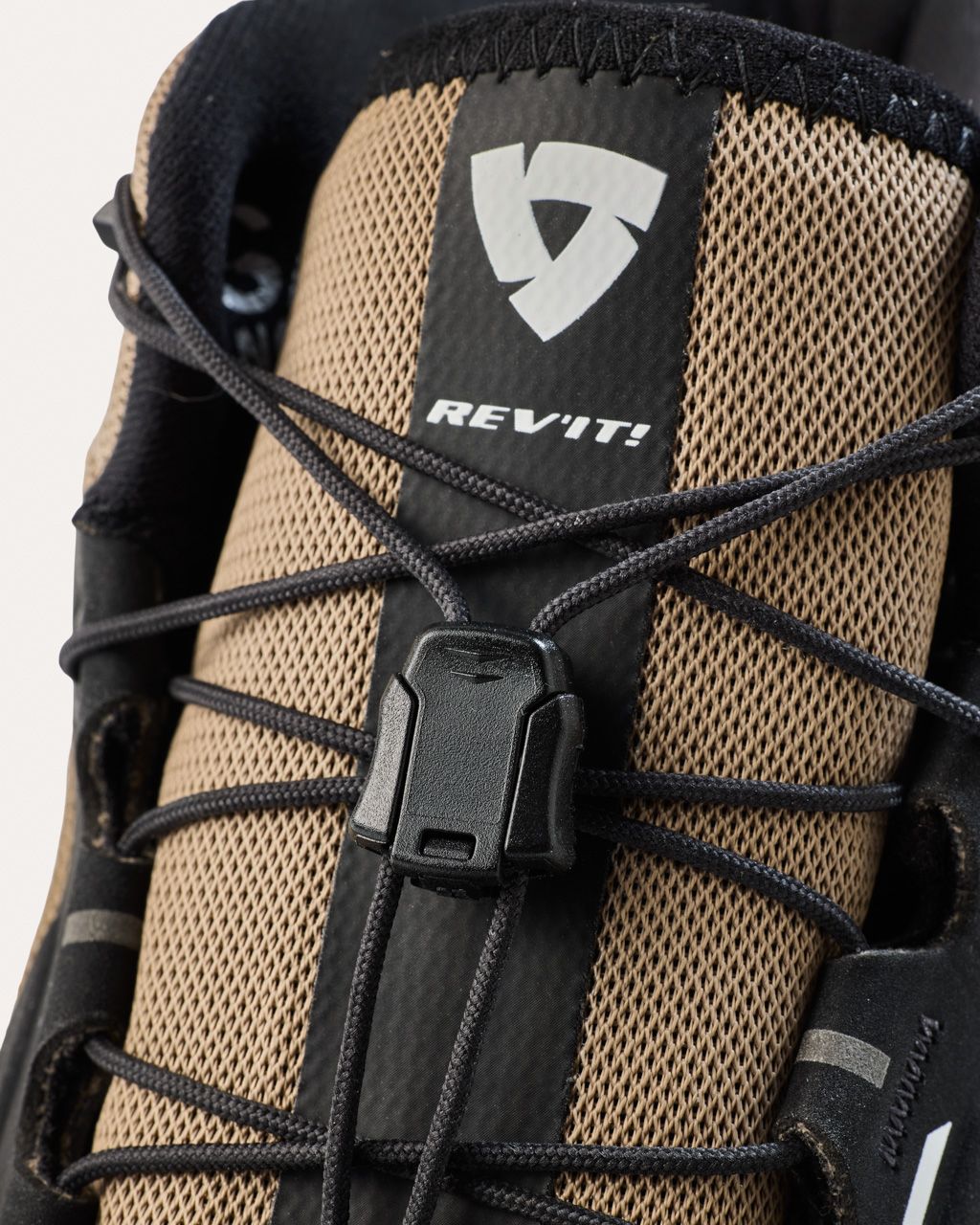Shoes Subduction | Black-Anthracite - Detail