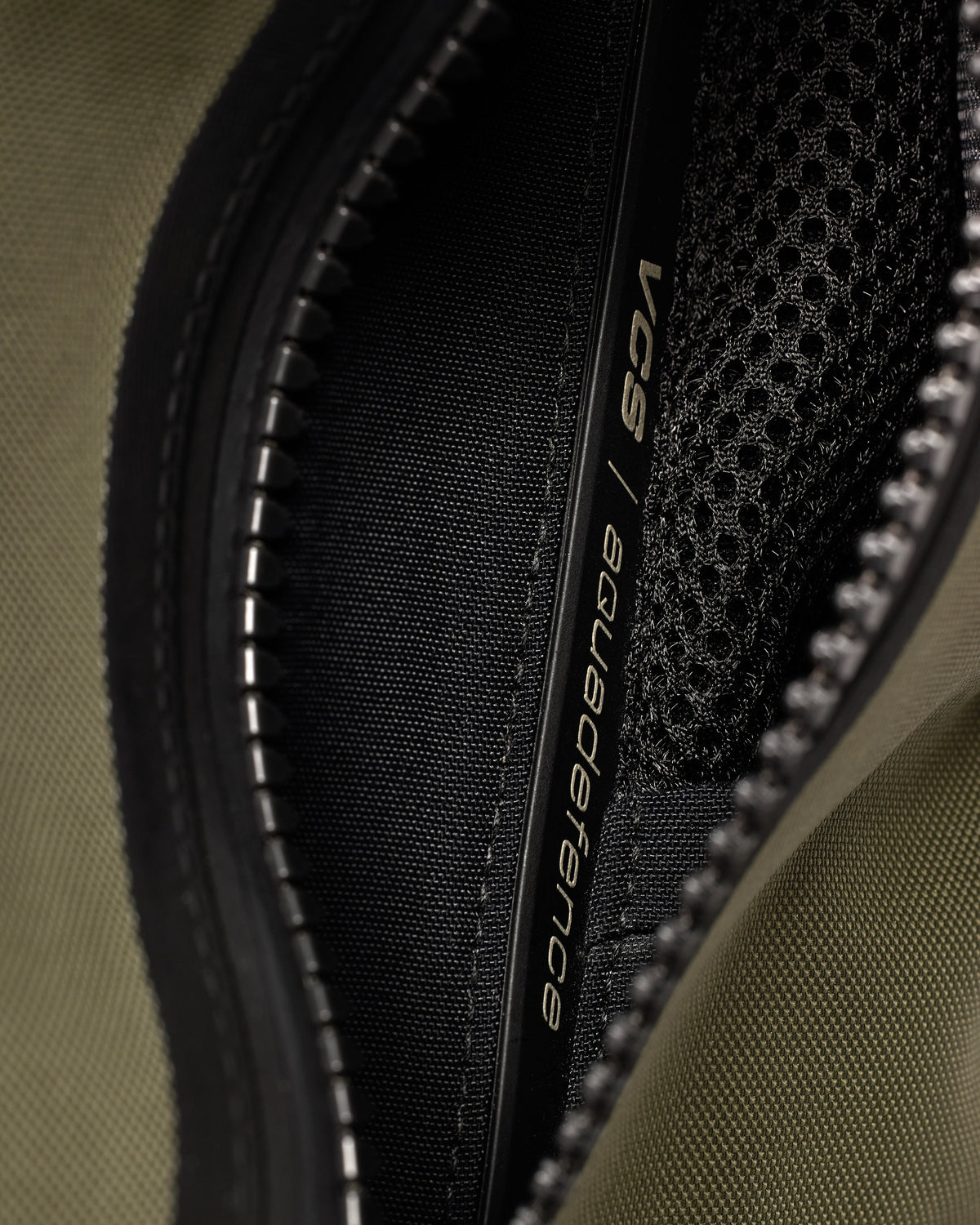 Jacket Dominator 3 GTX | Silver-Anthracite - Detail