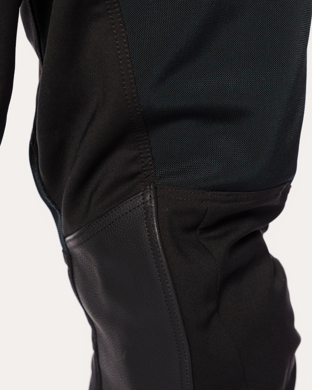 Pants Tectonic H2O | Black - Detail
