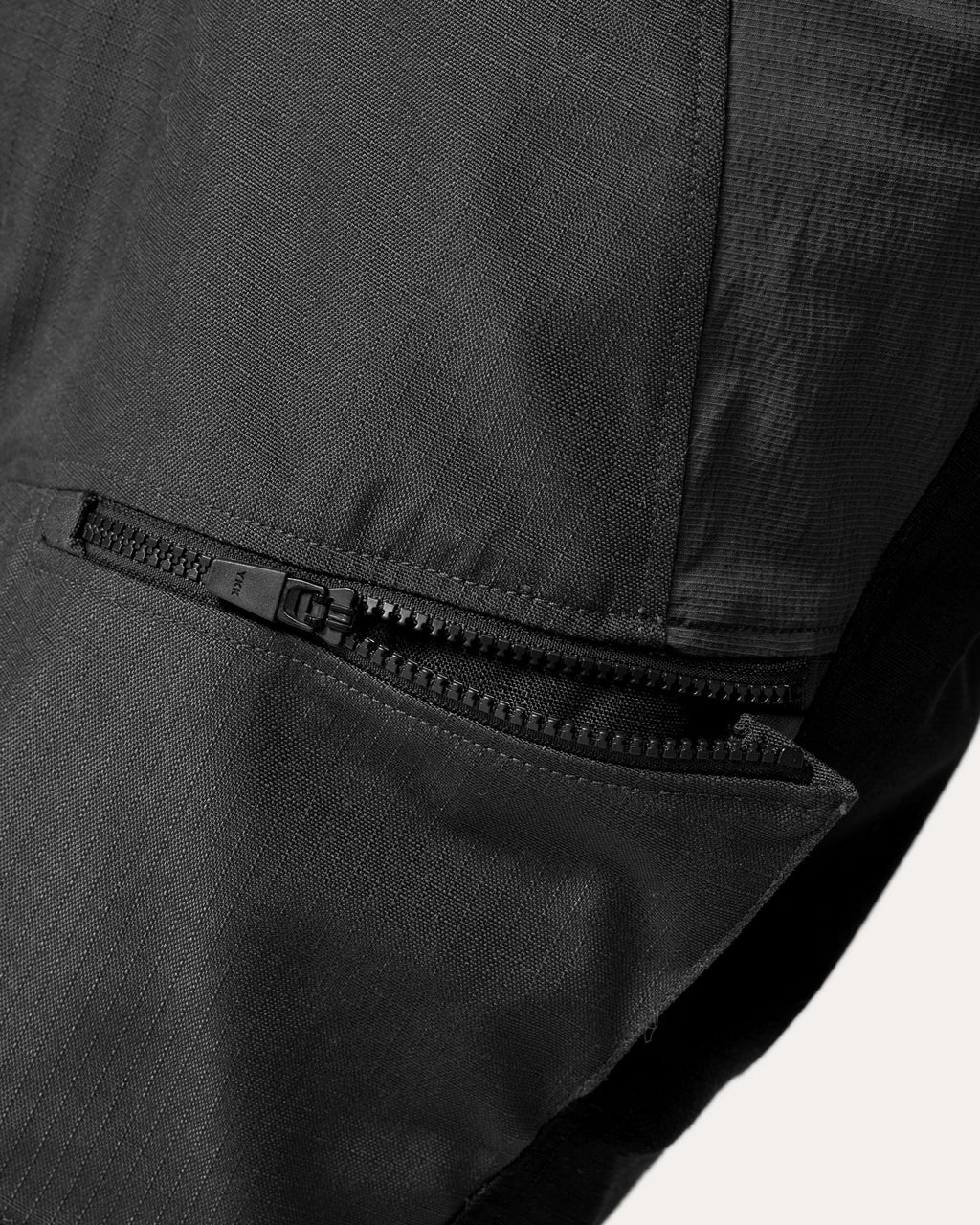 Pants Continent 2 | Anthracite-Black - Detail