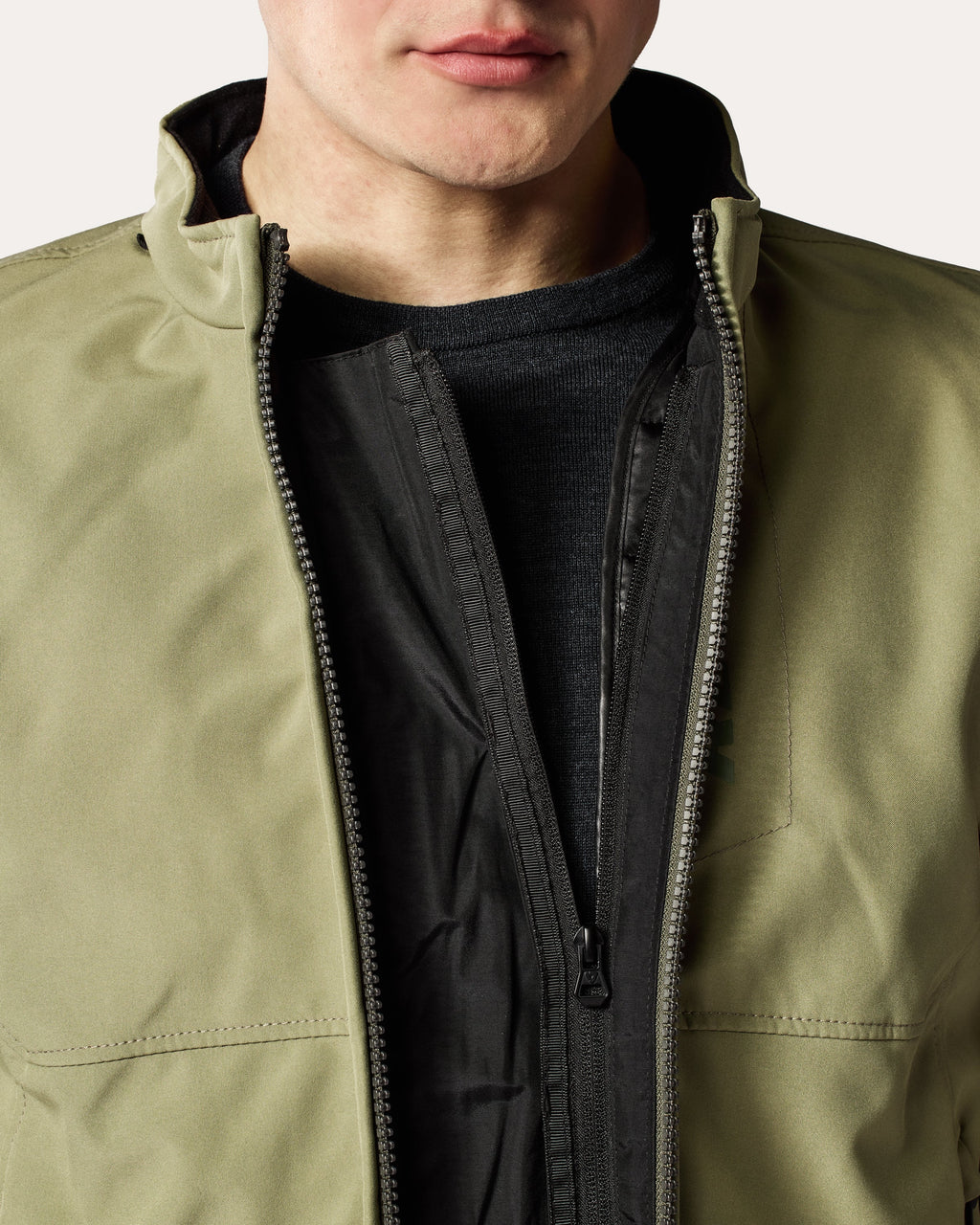 Jacket Shade 2 H2O | Aubergine - Detail