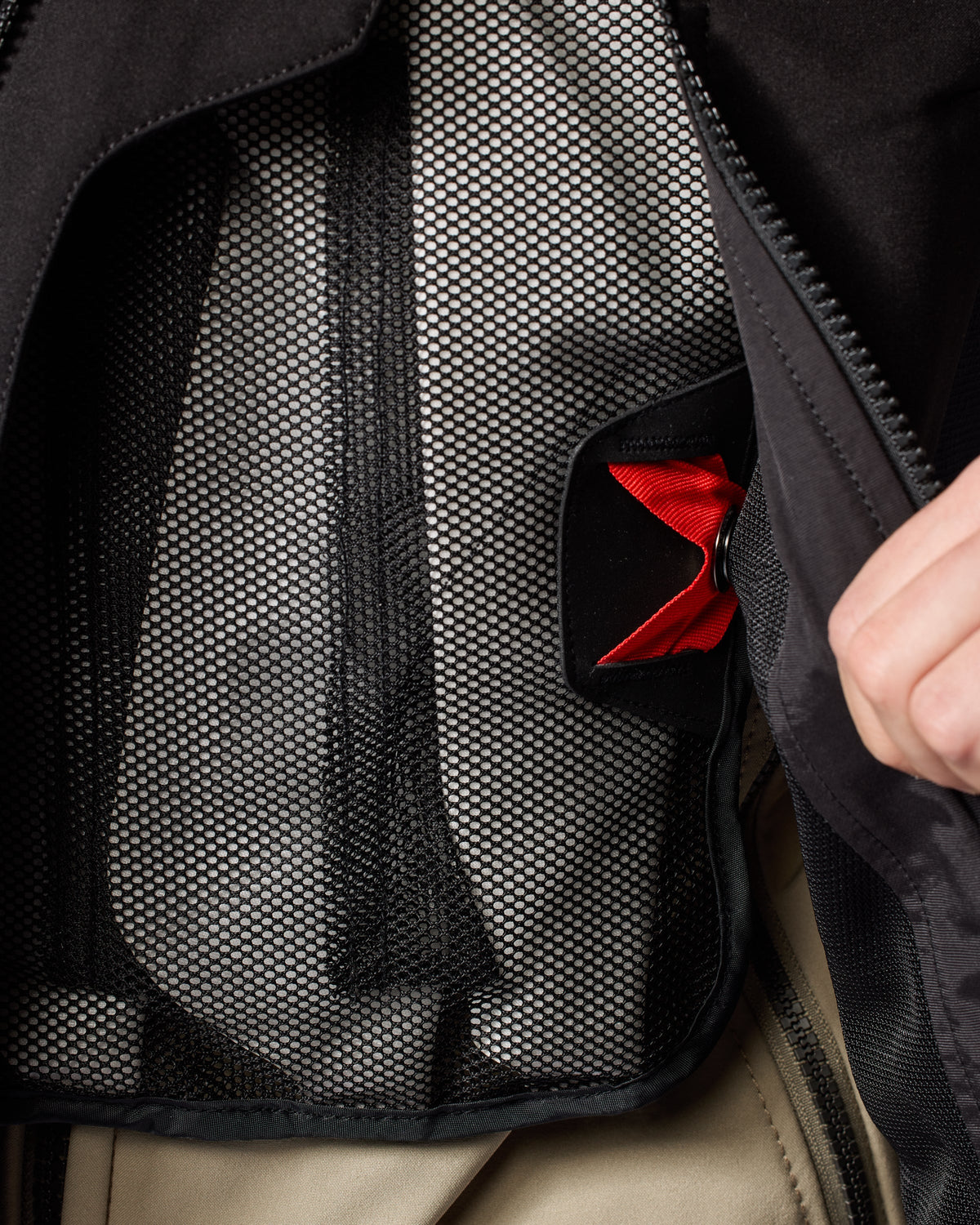 Airbag Avertum Street Tech-Air Ladies | Black - Detail