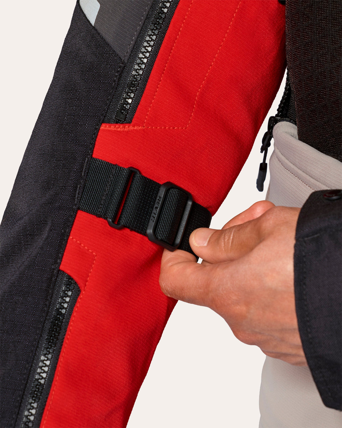 Jacket Defender 4 GTX | Black - Detail