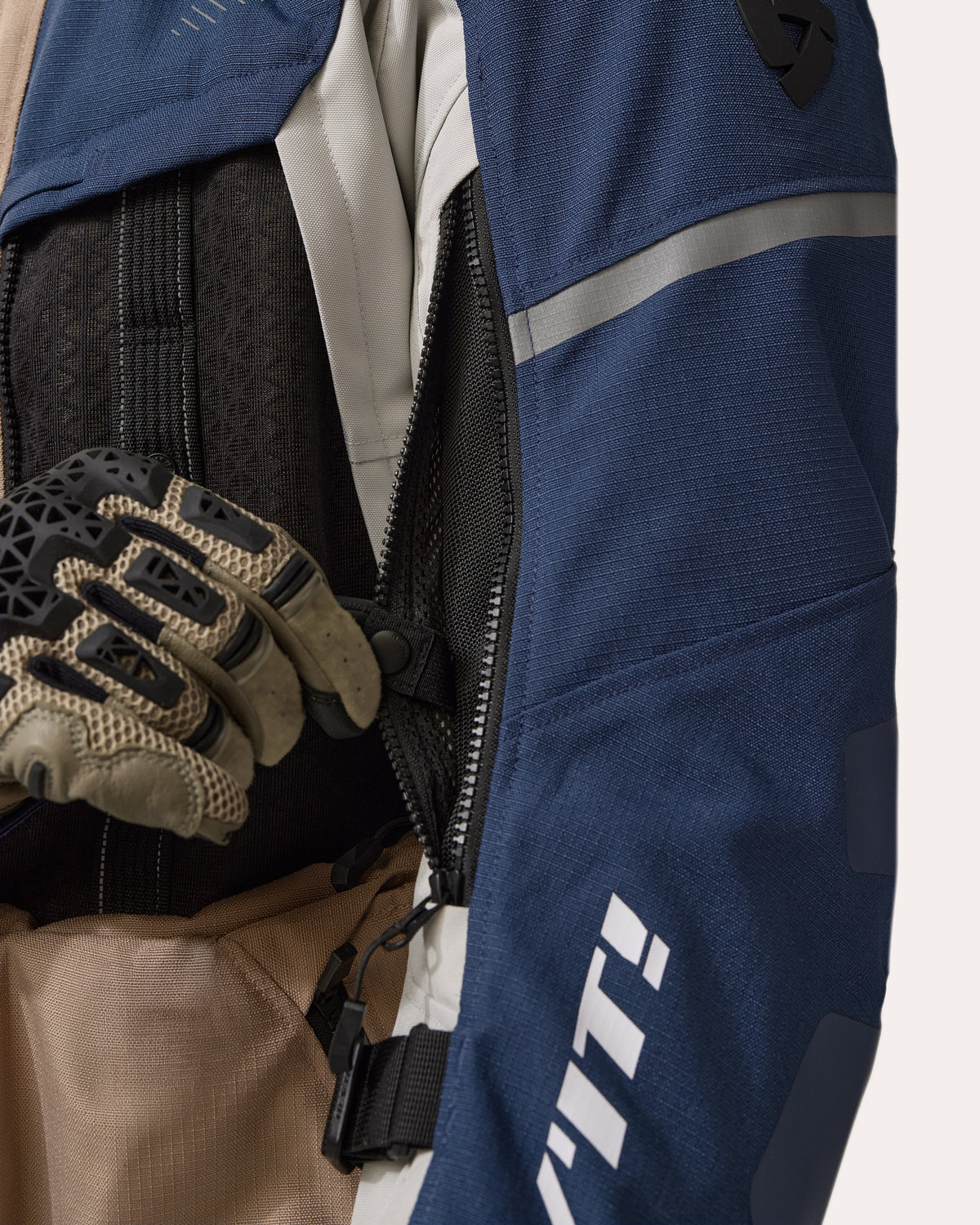 Jacket Sand 5 H2O | Silver-Anthracite - Detail