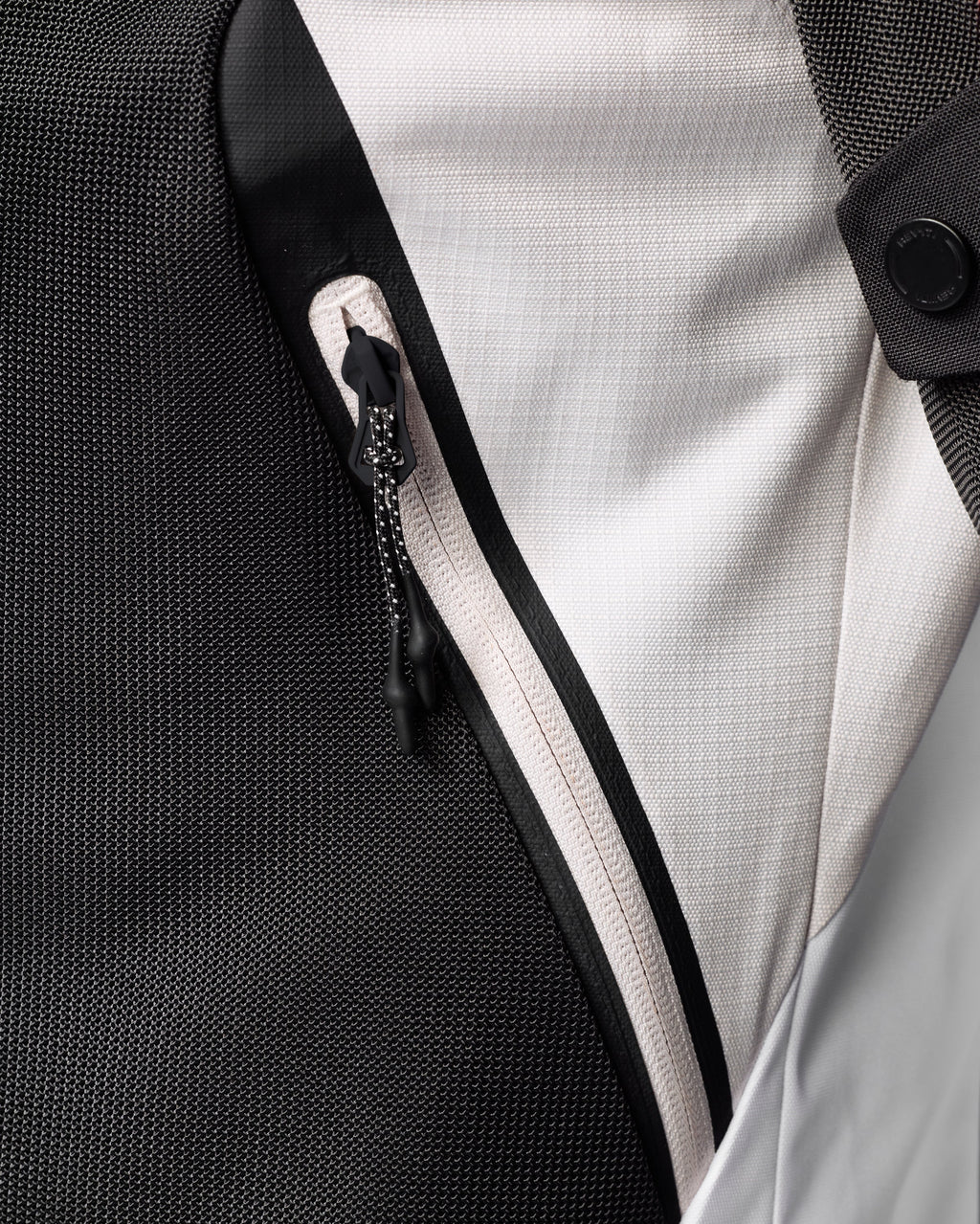 Jacket Control Air H2O Ladies | Red-Black - Detail