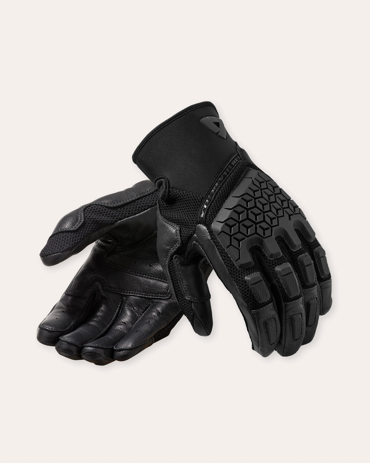 Front image: Caliber - Black