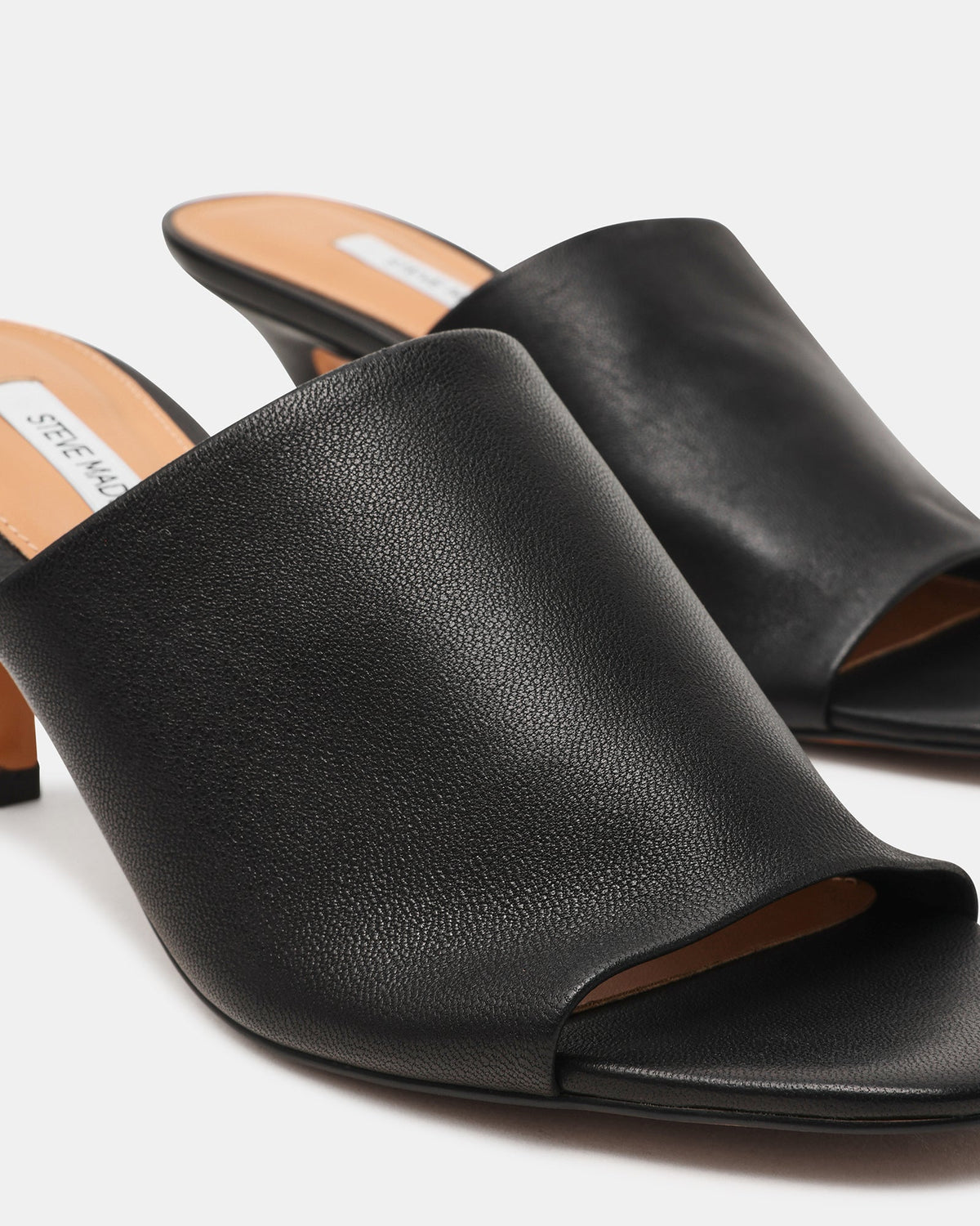 CIERA BLACK LEATHER
