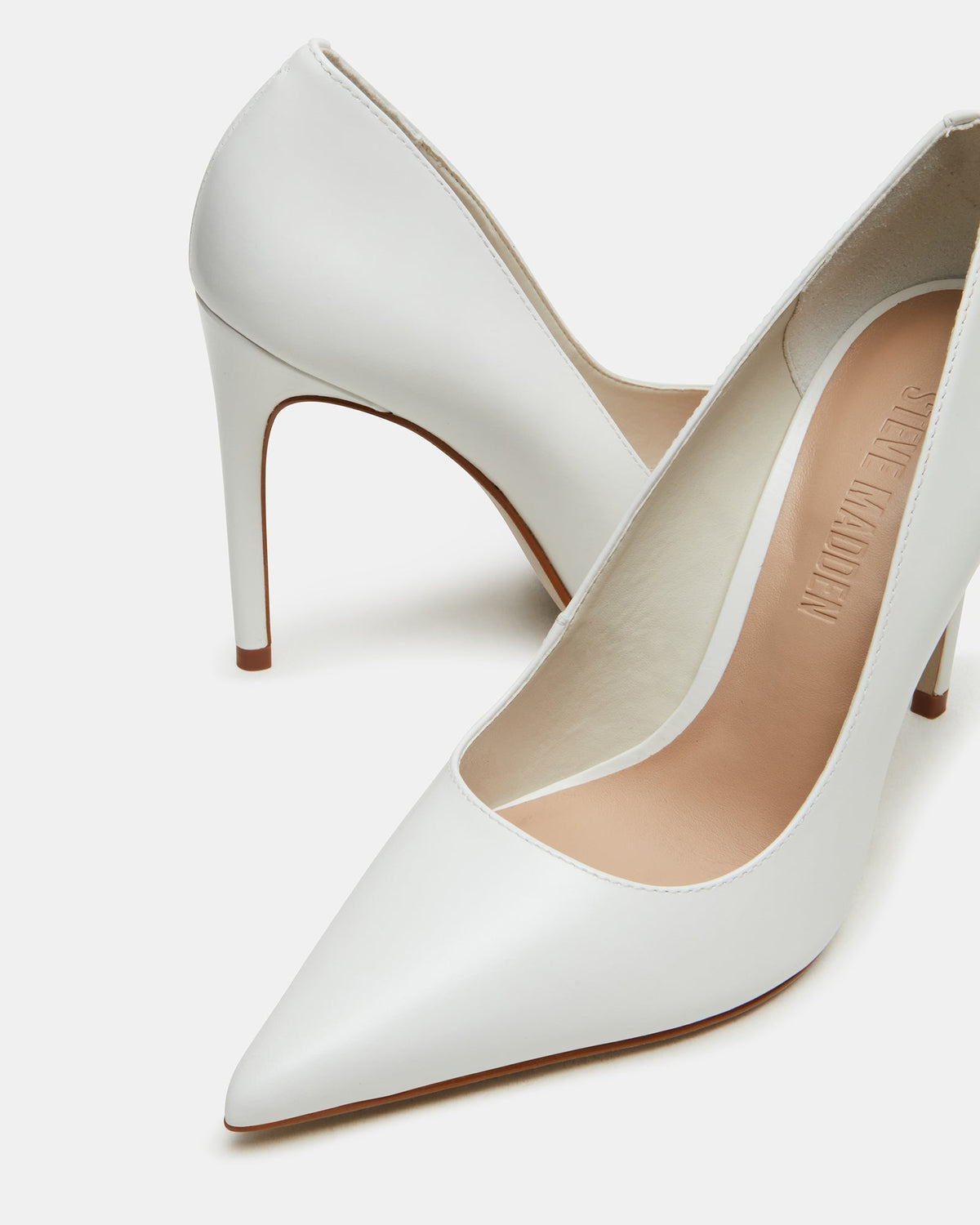 NOIR WHITE LEATHER